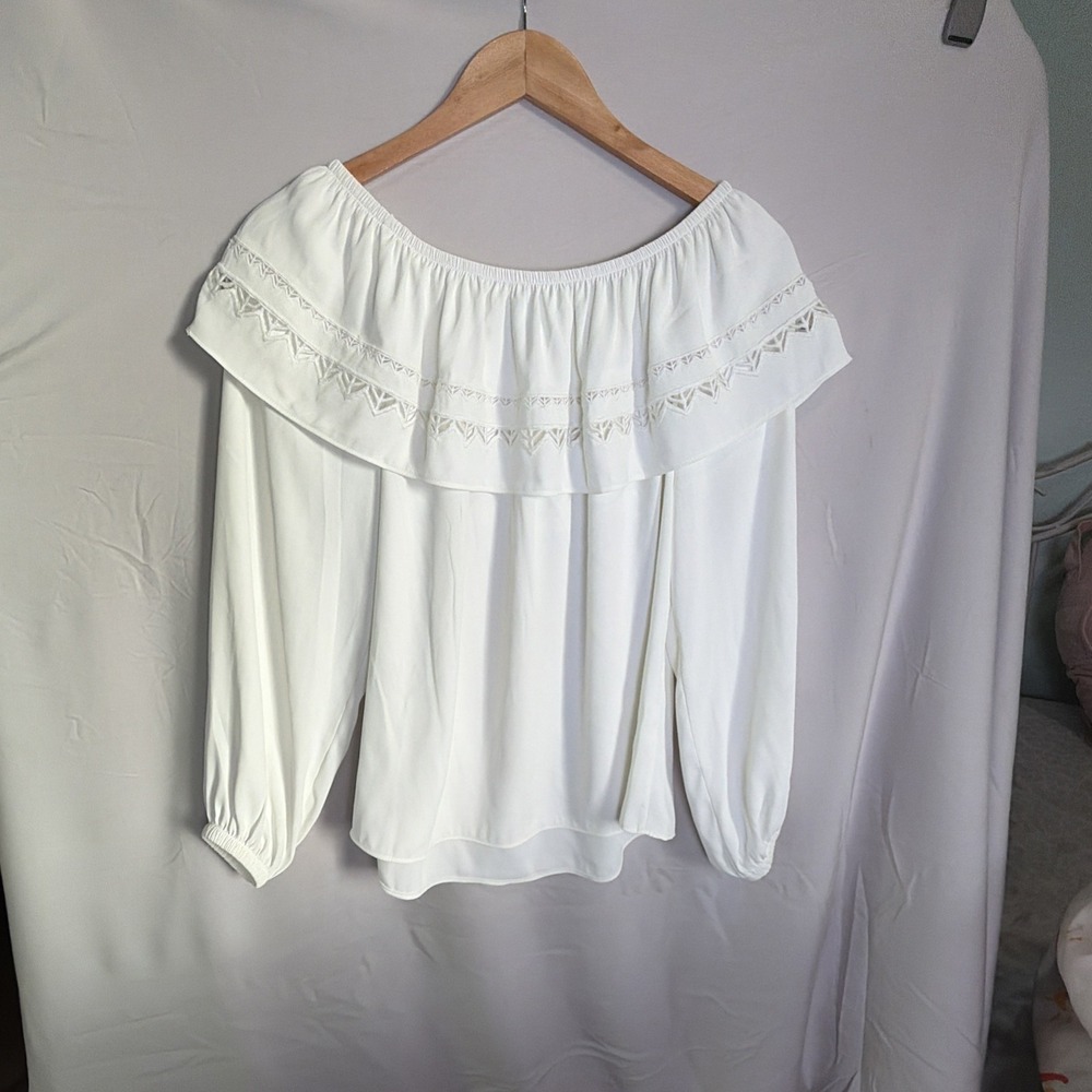 White House Black Market Boho Chic Ruffle Collar Top Size Small - Picture 6 of 7